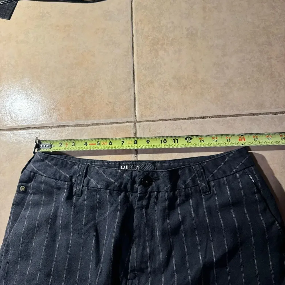 VIntage y2k mens Billabong Pin Stripe Baggy Shorts Size 36 in mens